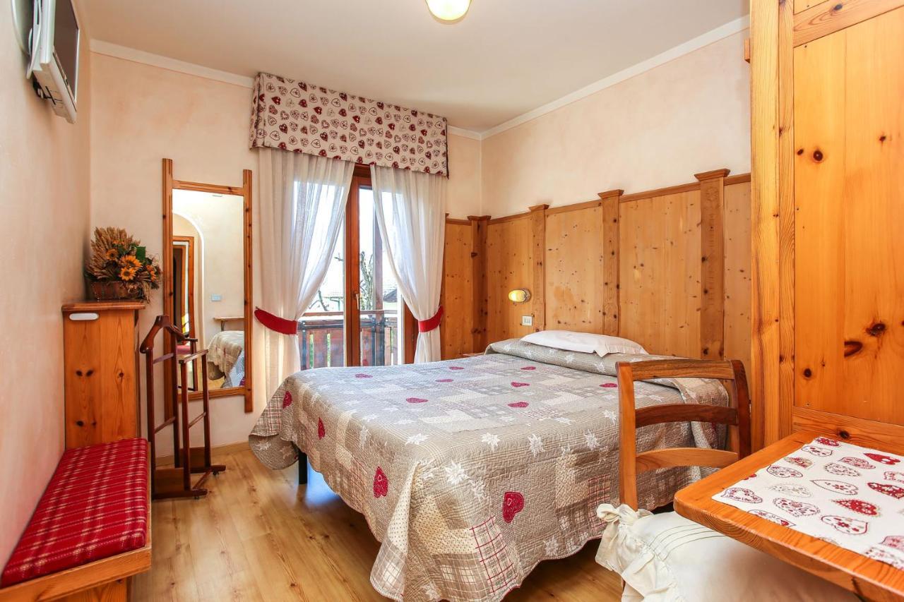 Albergo Adele 보르미오 외부 사진